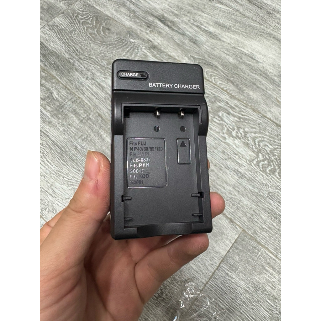 SẠC PIN NP-40 | NP-60 | NP-95 | NP-120.... Cho máy ảnh du lịch Fujifilm - Casio - Samsung, KODAK máy