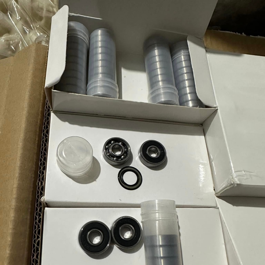 Vòng bi bạc đạn CHL 608-2RS (Bọc cao su) trục 8mm