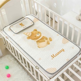 chiếu điều hòa cùng gối cao su non họa tiết cổ tích Manny, kích thước 60x120 cm, lý tưởng cho bé từ sơ sinh.