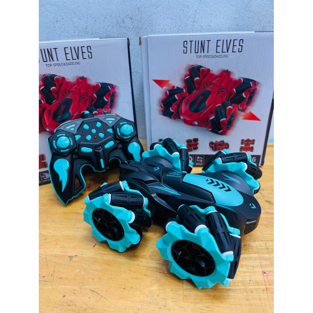 Xe Điều Khiển Stunt Elves 4 Bánh Đa Hướng – Xoay 360°, Drift Chạy Ngang, Đèn LED Cực Chất Cho Bé