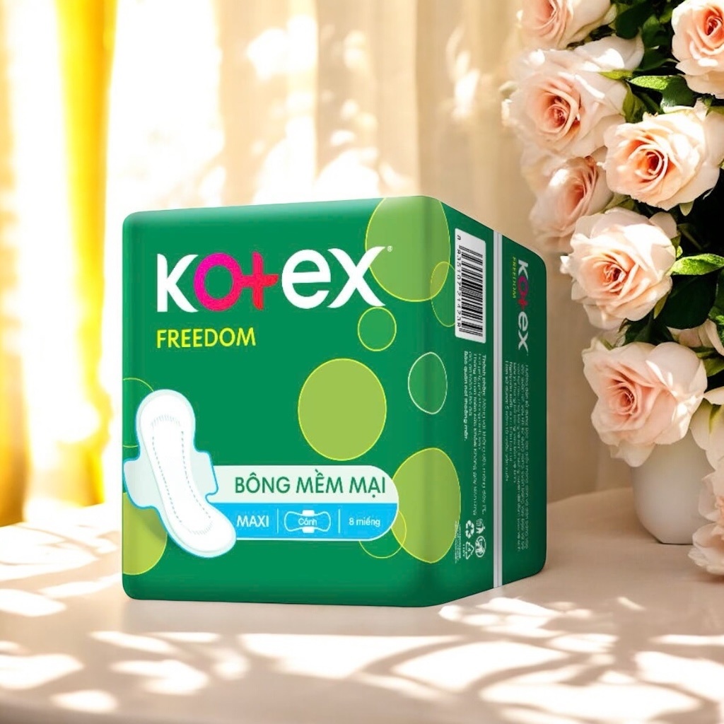 [Hàng Chính Hãng] Bịch 8 Miếng Kotex Freedom Maxi Có Cánh, Mặt Bông Mềm Mại