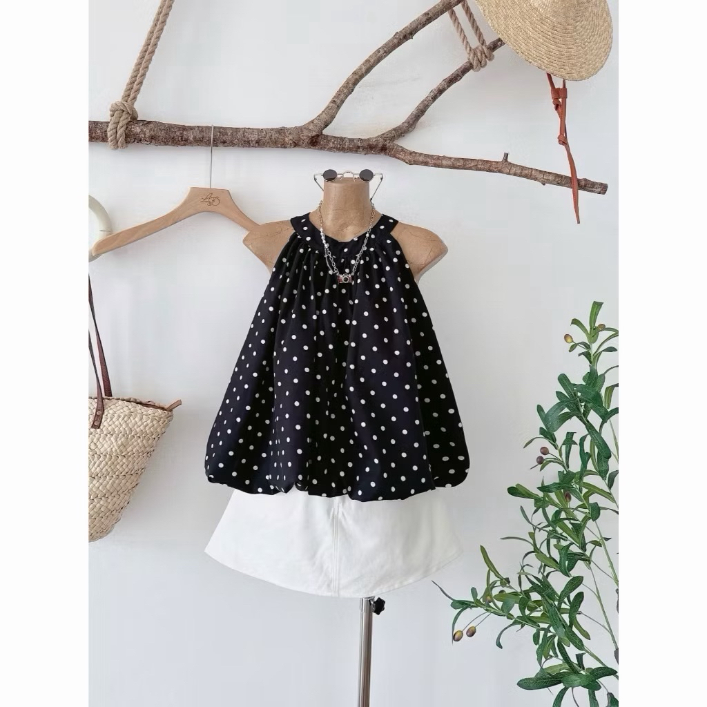 Áo Cổ Yếm Chấm Bi Sát Nách Dáng Bí Phồng Dễ Thương, Áo Kiểu Nữ | BigBuy360 - bigbuy360.vn