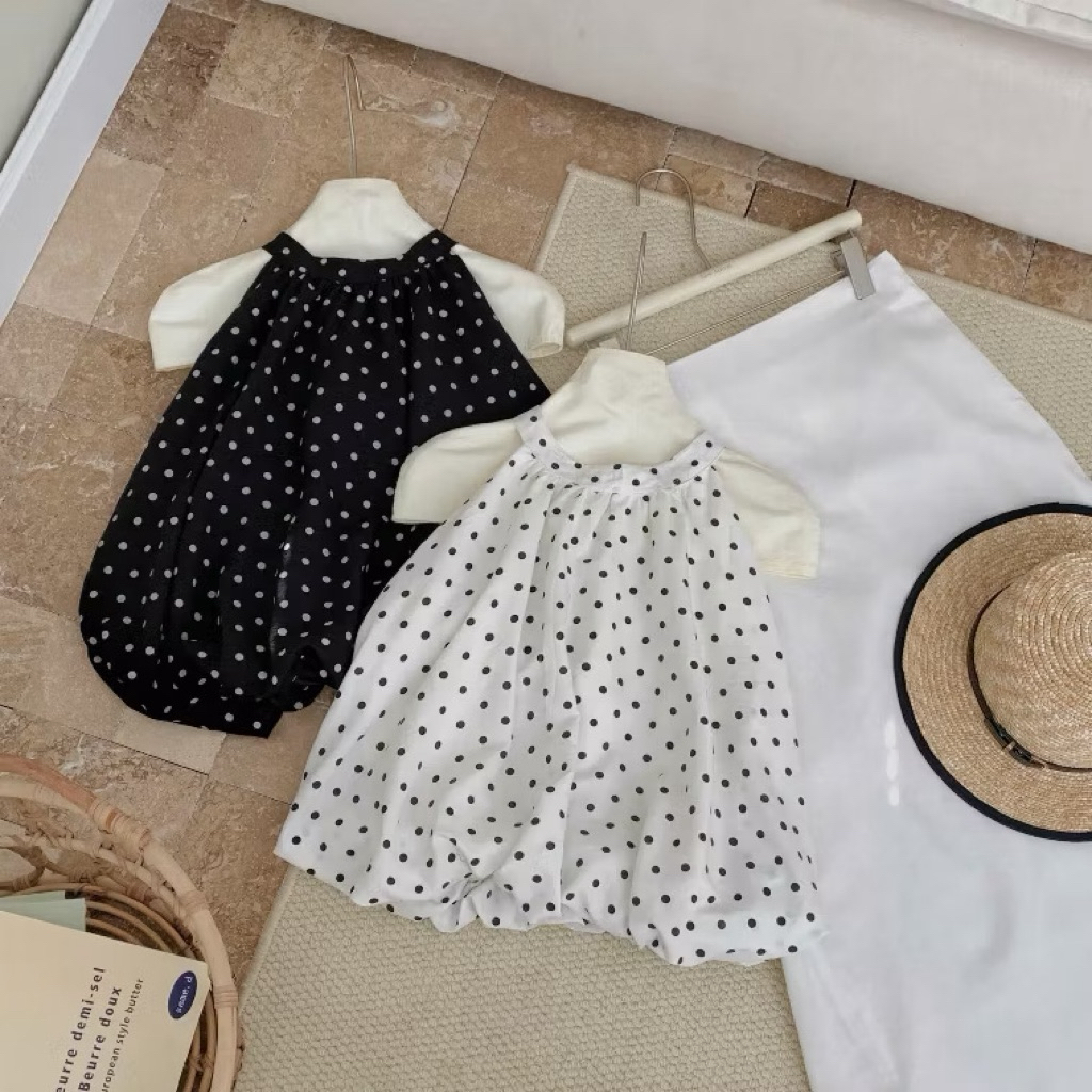 Áo Cổ Yếm Chấm Bi Sát Nách Dáng Bí Phồng Dễ Thương, Áo Kiểu Nữ | BigBuy360 - bigbuy360.vn