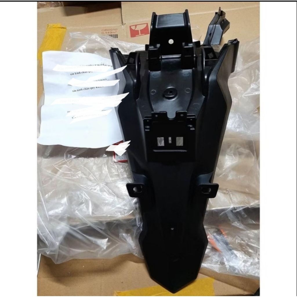 Chắn bùn sau xe biển AB 125 2023-2025 - Phụ kiện cần thiết cho xe của bạn