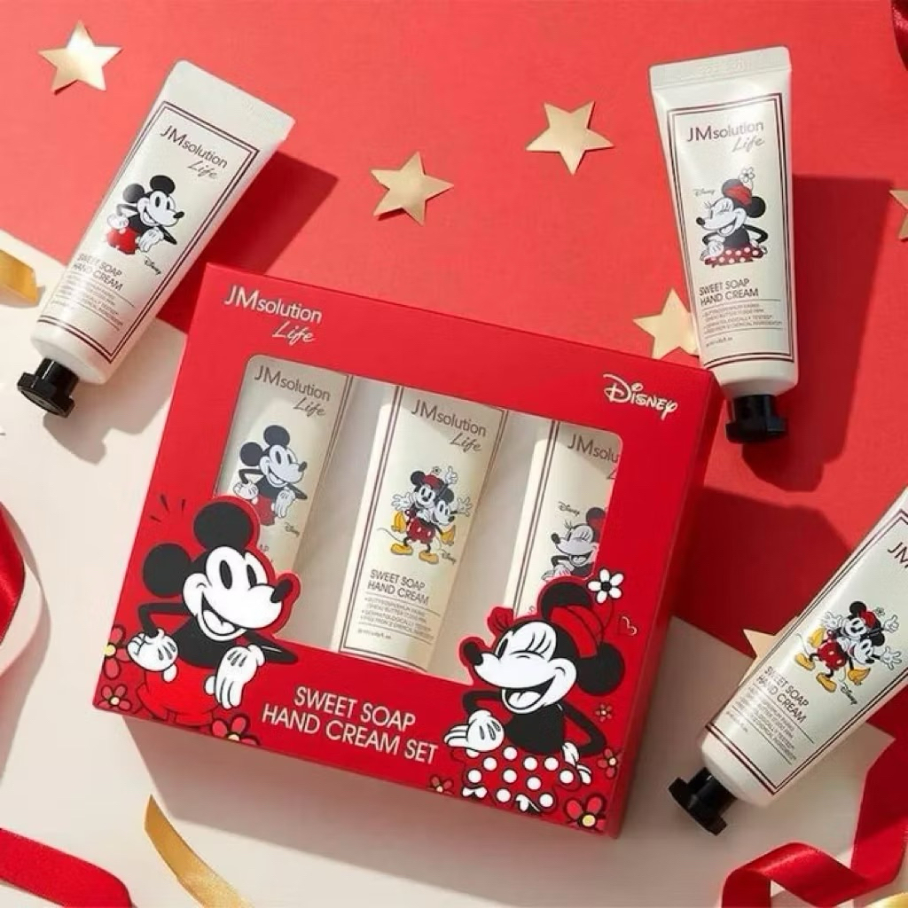 Bộ sản phẩm này là kem dưỡng da tay JM Solution Disney Life Sweet Soap Hand Cream Set.