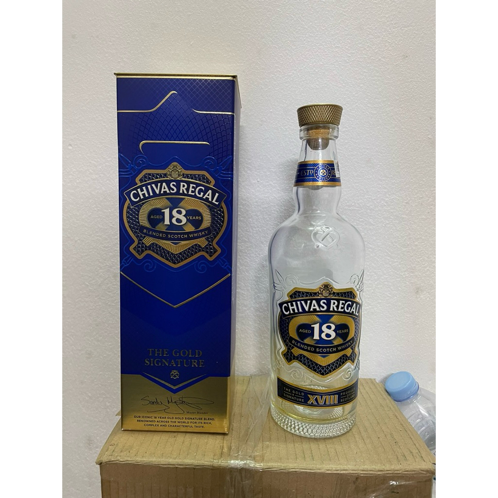 Vỏ Chai Chivas 18 bản mới FullBox (New 99%)