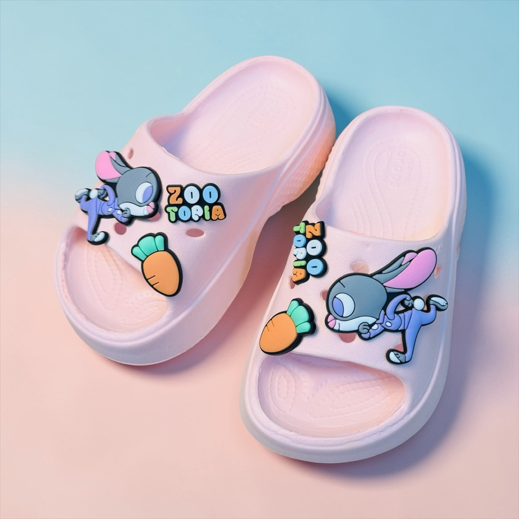 MUA 1 ĐÔI TẶNG THÊM 1 ĐÔI CÙNG MẪU KHÁC MÀU - Dép bánh mì cho bé gái siêu nhẹ êm chân hình thỏ baby three cho bé đi học