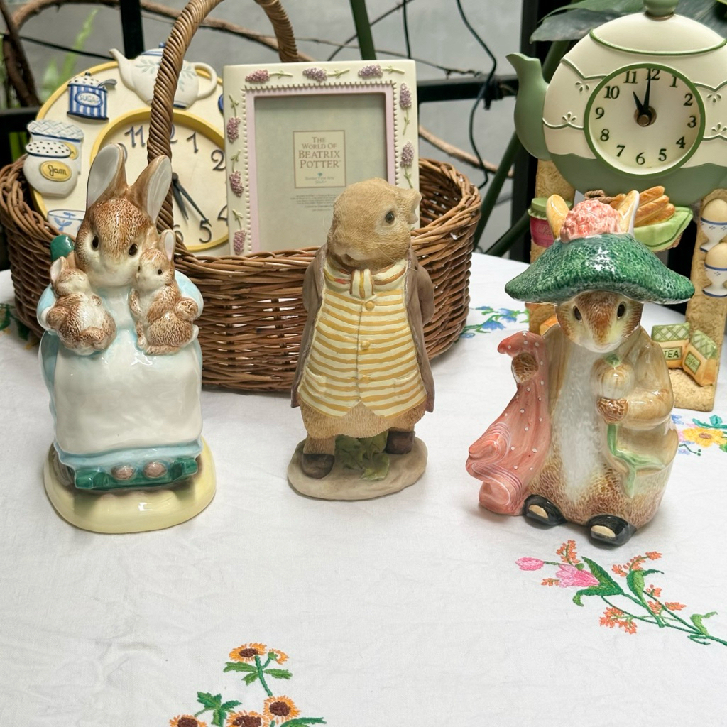 HŨ TIẾT KIỆM TƯỢNG BEATRIX POTTER PETER RABBIT VINTAGE