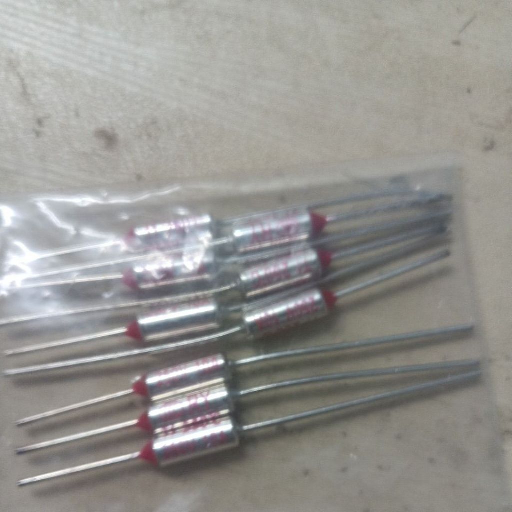 cầu trì nhiệt 250V 10A 250°