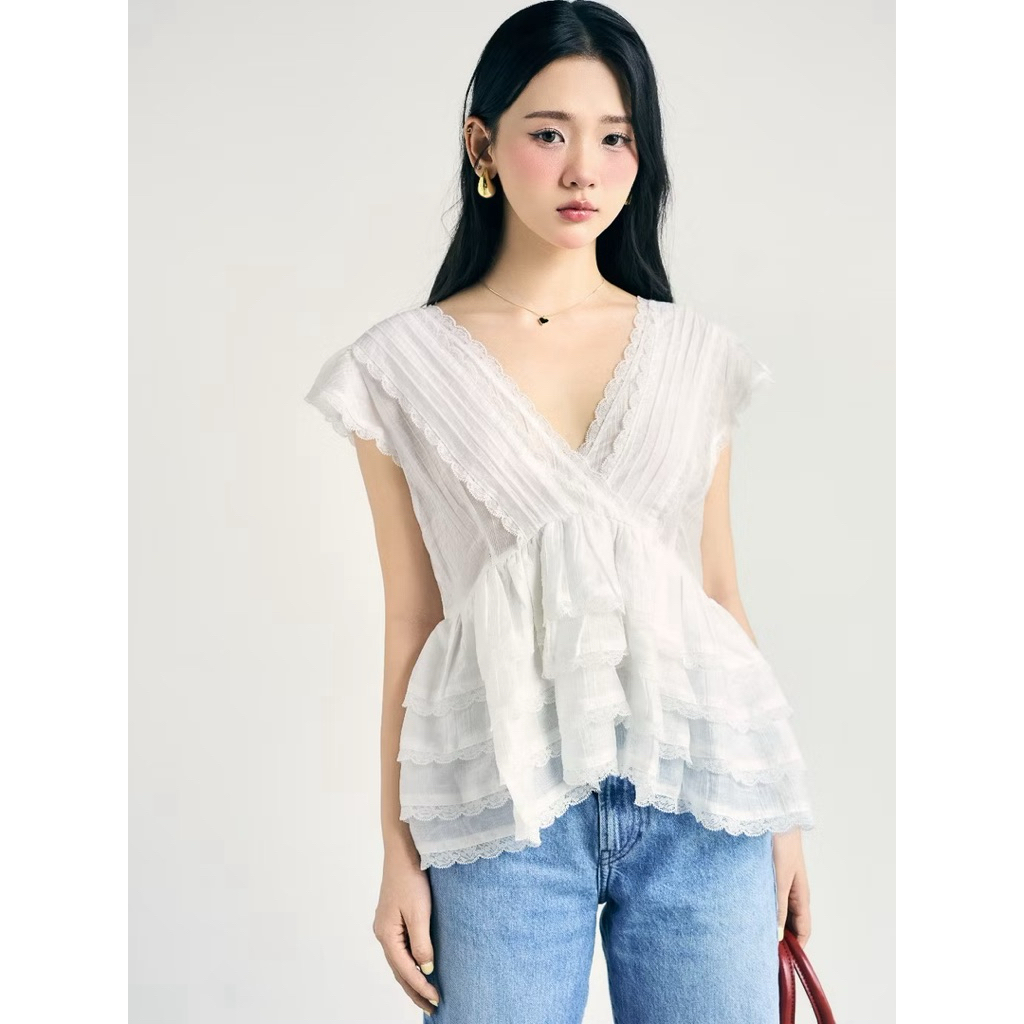 Áo Kiểu Nữ Cổ V Bèo Tầng Phối Ren Boho (Pass)- Monstier AMI Ruffle Lace Blouse