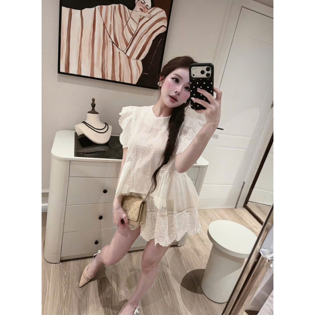 (Hàng Hot): Set Bộ 2 Món Áo Cổ Tròn Tay Bèo Cánh Tiên Hoa Độc Lạ + Chân Váy Xoè Xinh Chất Thô Boi-ẢNh Thật Lollaye | BigBuy360 - bigbuy360.vn