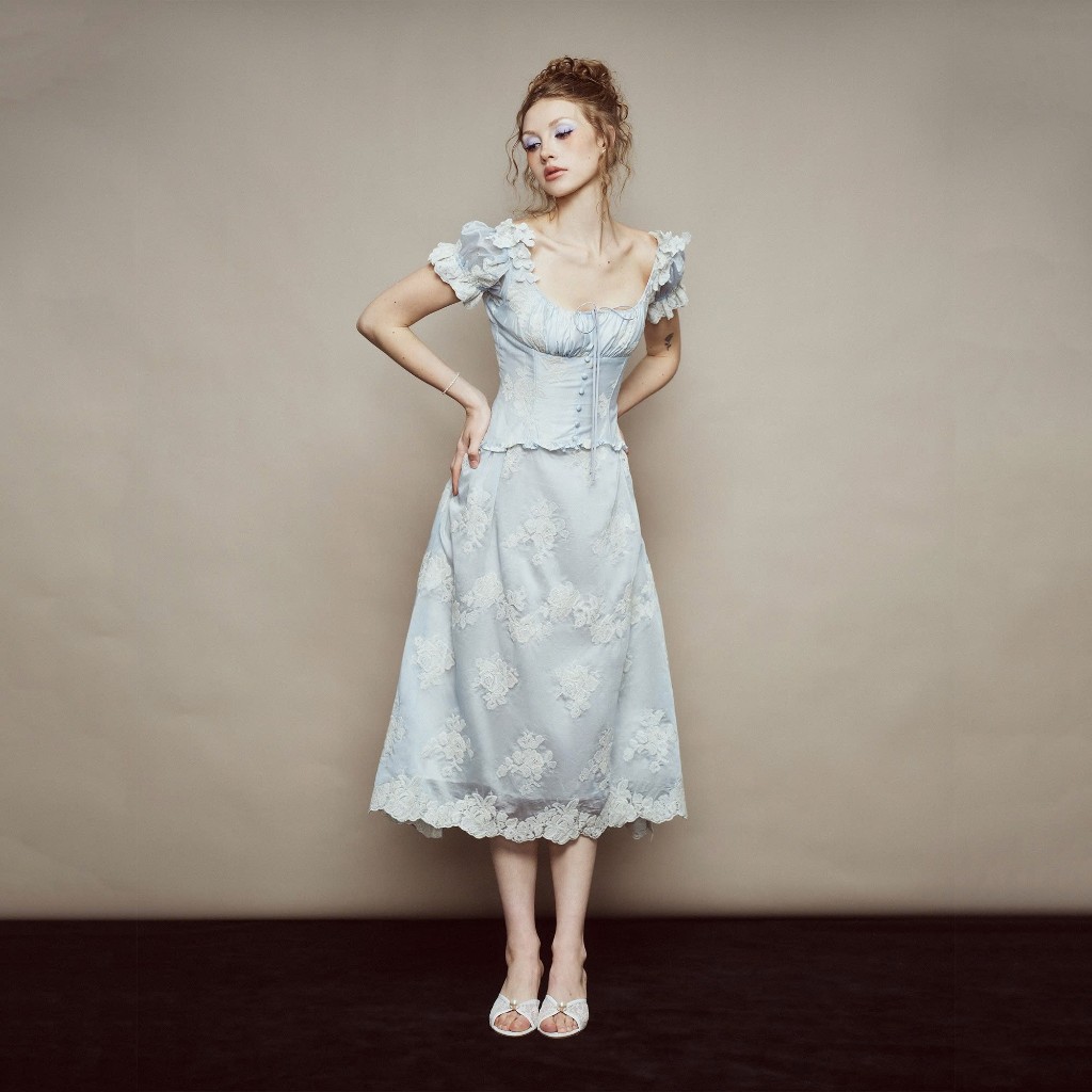 MAVEN - Váy xanh pastel tay phồng đính hoa Claudy Dress