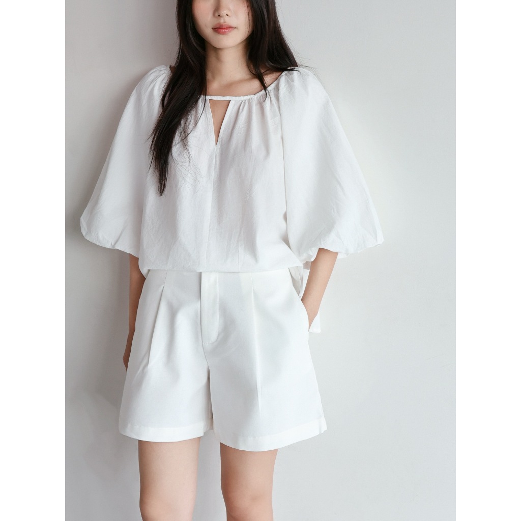 Áo tay lỡ phồng form babydoll | 𝐒𝐎𝐌𝐒 | 𝐎𝐯𝐚𝐥 𝐓𝐨𝐩 | BigBuy360 - bigbuy360.vn