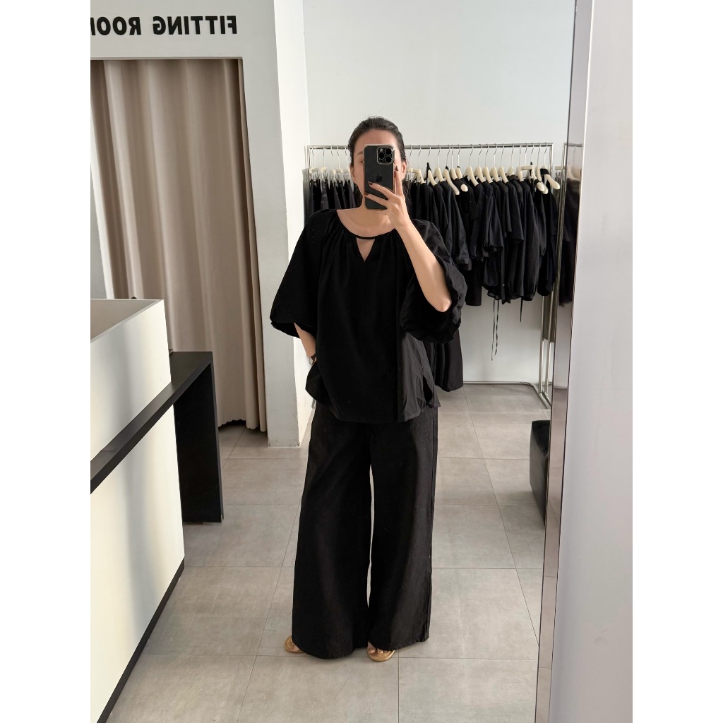 Áo tay lỡ phồng form babydoll | 𝐒𝐎𝐌𝐒 | 𝐎𝐯𝐚𝐥 𝐓𝐨𝐩 | BigBuy360 - bigbuy360.vn