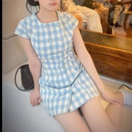 3 𝙏𝒉𝙖𝒐𝙫𝒊_𝑼𝙡𝒍𝙯𝒂𝙣𝒈// Váy Kẻ Caro Nữ Cúc Bọc Dáng Suông hè - Đầm Caro Hàn Quốc Ulzzang Chất Liệu Mát Siêu Dễ Thương | BigBuy360 - bigbuy360.vn