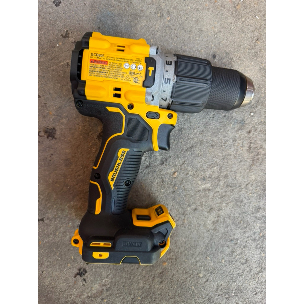 Khoan Dewalt DCD805 mới nhập Mỹ