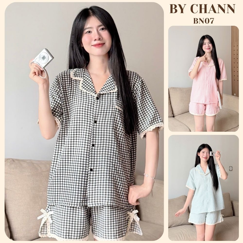 Bộ Đồ Ngủ Pyjamas BY CHANN (BN07) họa tiết caro áo cộc quần đùi xẻ quần đính ren chất liệu đũi mềm c