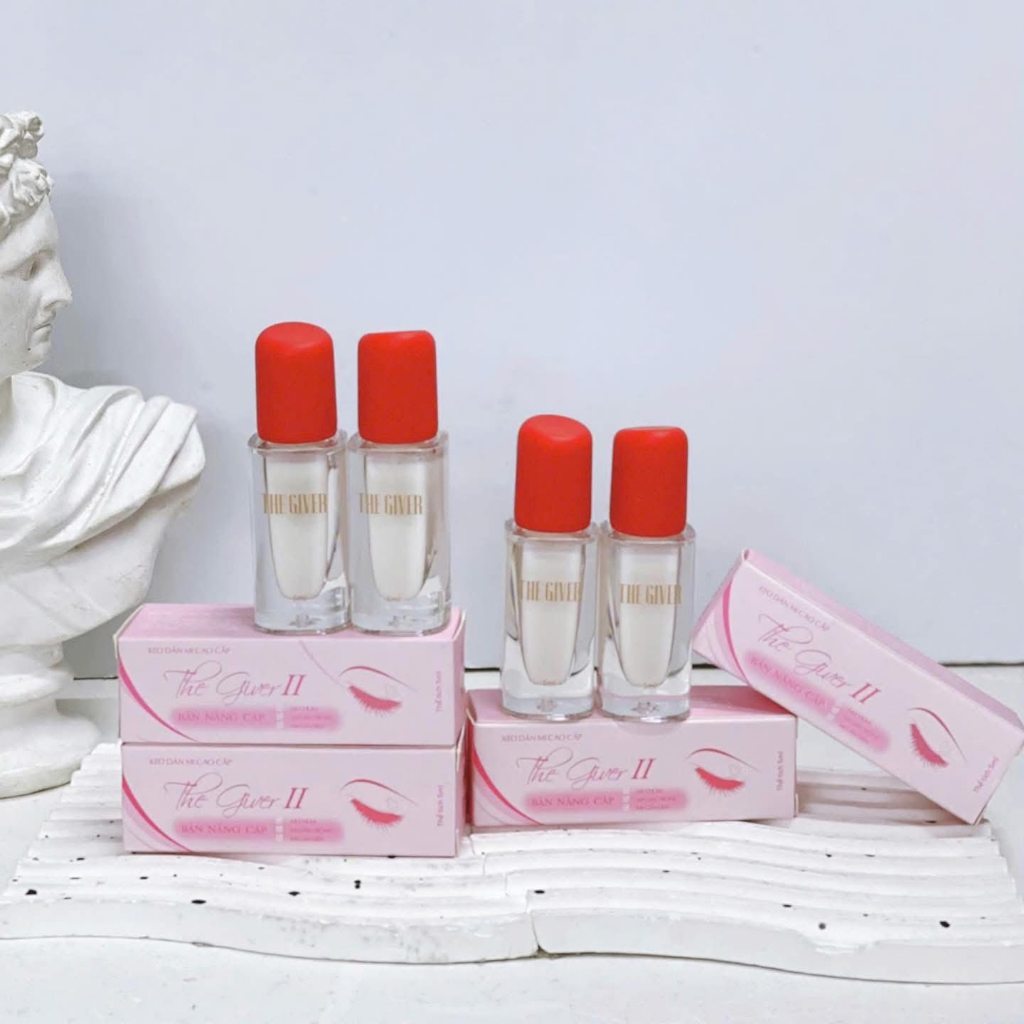 Keo dán mi The Giver