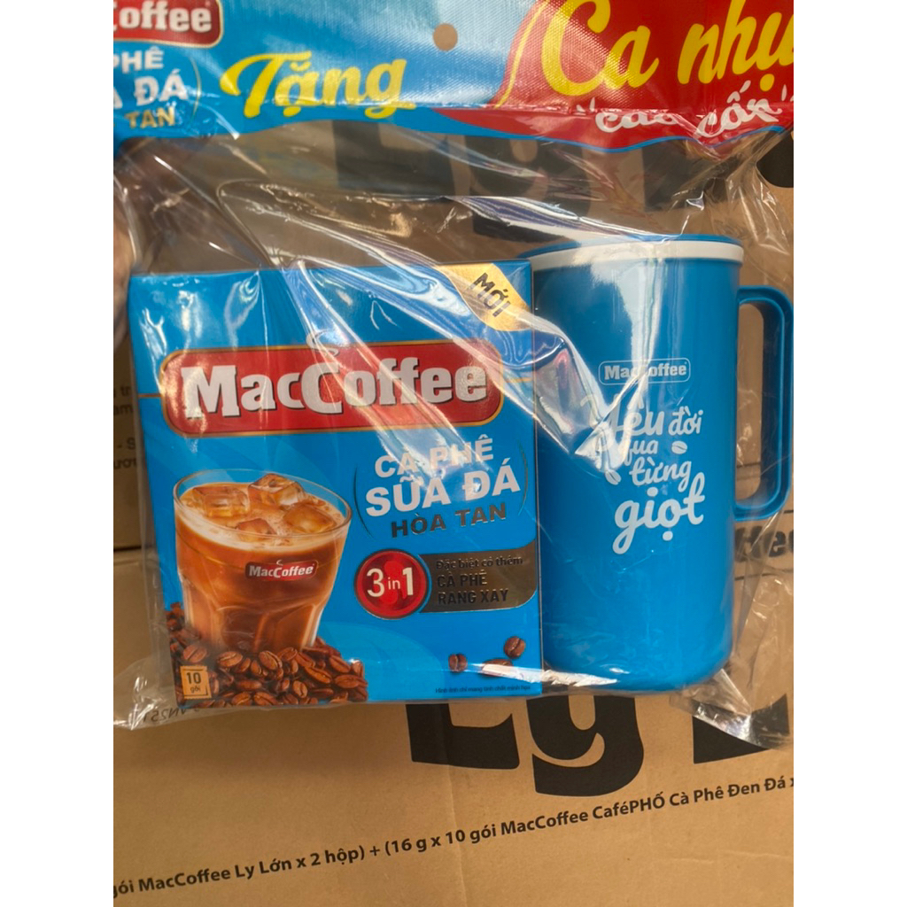 Maccoffee cà phê sữa tặng kèm ca nhựa