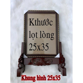 Khung hình và chân khung để bàn thờ