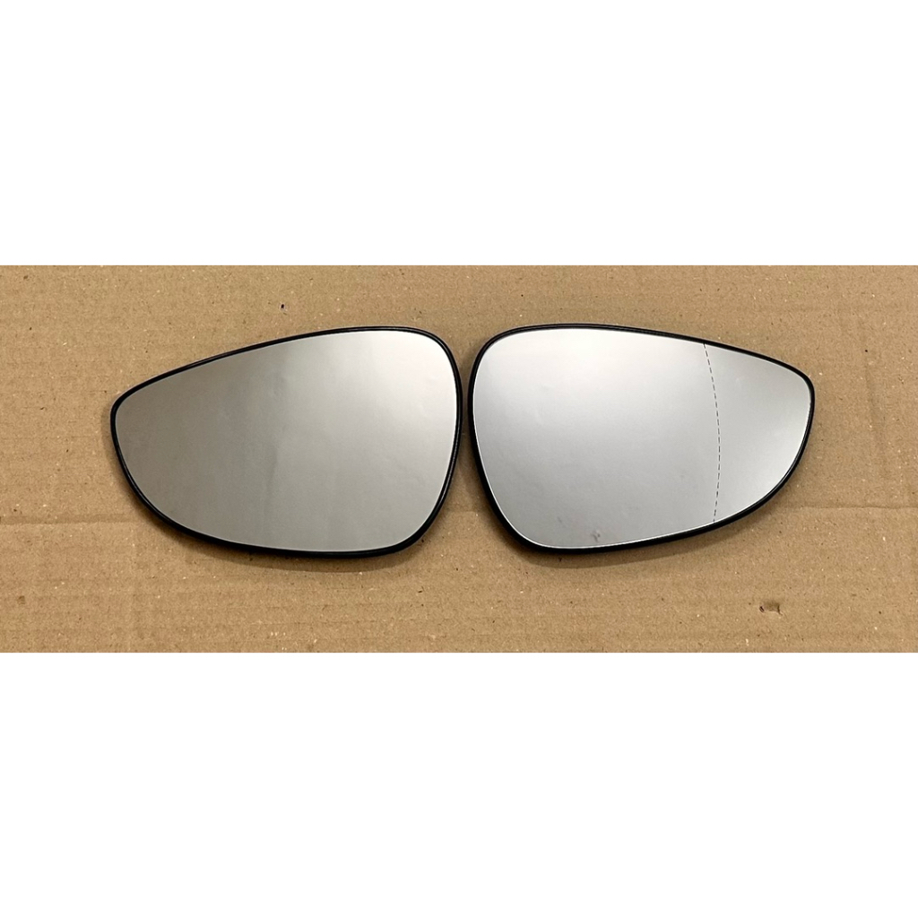 Mặt gương có sấy Toyota Land Cruiser LC300 22-25