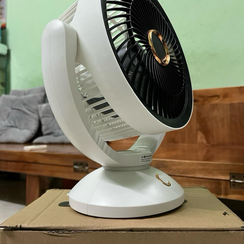 Quạt Đối Lưu Không Khí Để Bàn F198 - Quạt Siêu Mát, Xoay 360 Độ, Cổng Sạc USB Tiện Lợi.