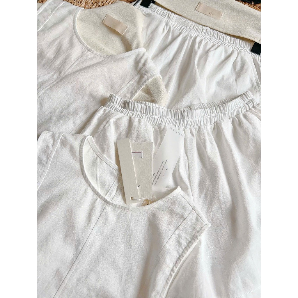 Set bộ nữ Amity vải linen xước trơn mềm mát thoải mái, Bộ đồ nữ áo sát nách kèm quần short trẻ trung thời trang HEBE | BigBuy360 - bigbuy360.vn