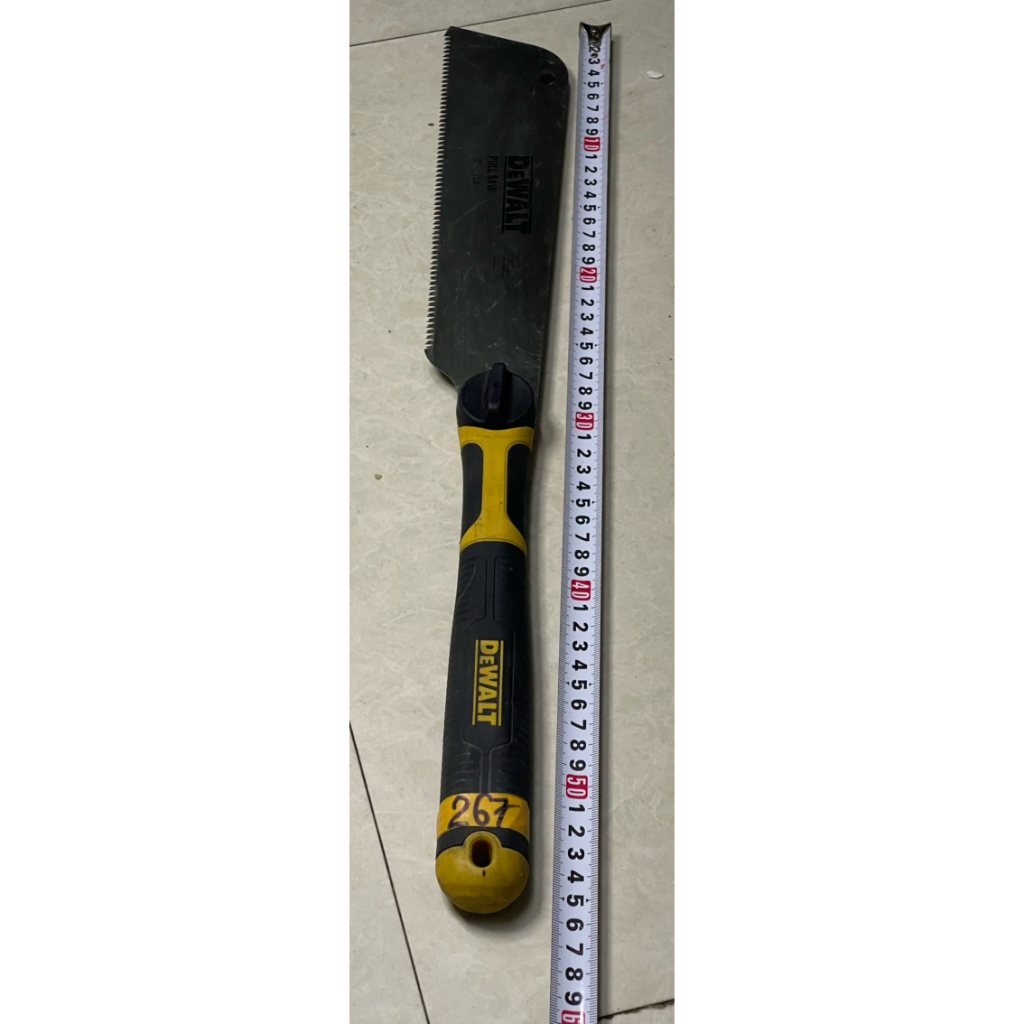 Cưa Dewalt DWHT20215 hảng bãi nặng 267g