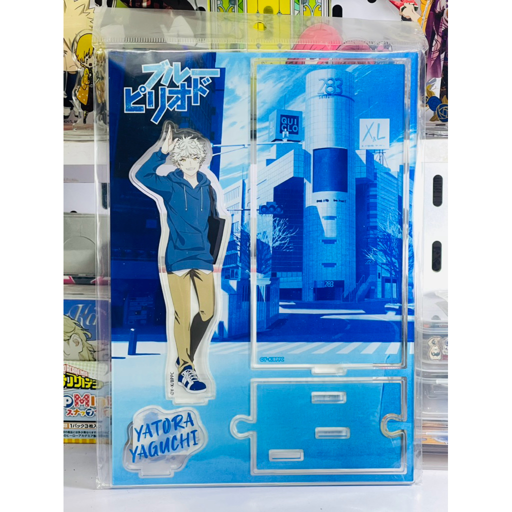 Standee Yatora trong Blue Period