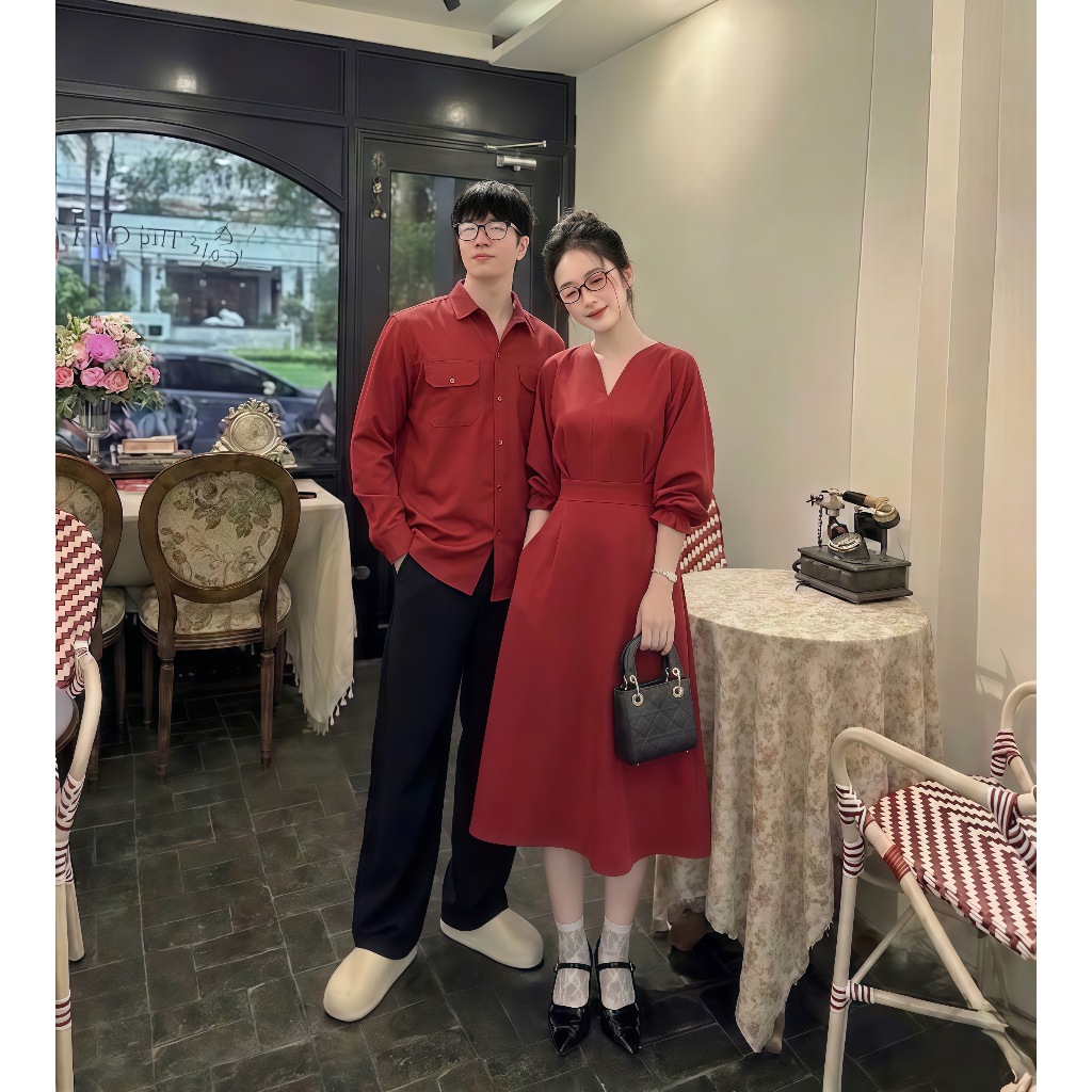 Set Đồ Đôi Nam Nữ Tone Đỏ Thanh Lịch – Áo Sơ Mi Nam & Váy Dài Nữ Vintage Hẹn Hò / Đi Chơi / Chụp Ảnh