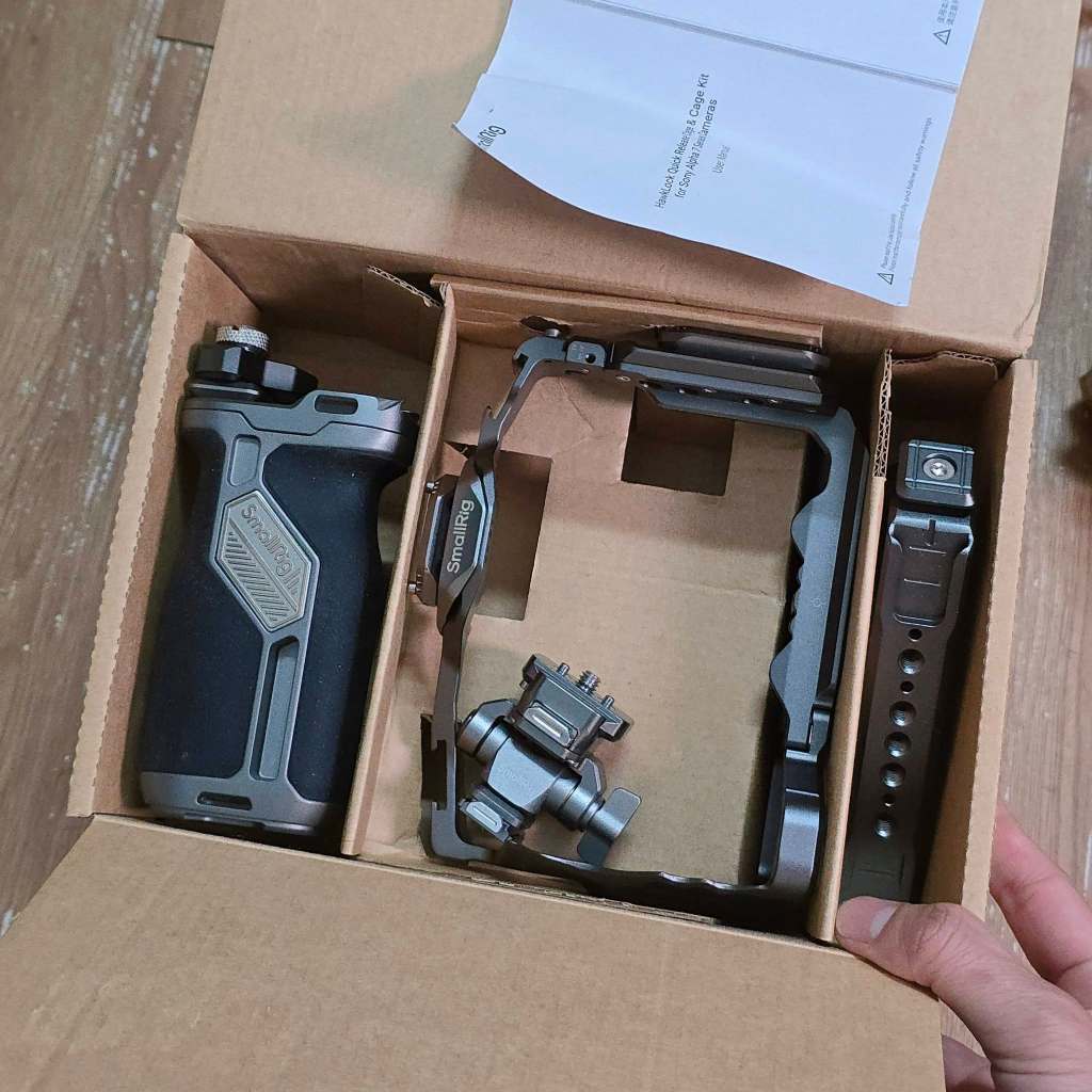 Phụ kiện HawkLock Quick Release Advanced Cage Kit Sony Alpha 7RV / Alpha 7IV / Alpha 7SIII - No Box