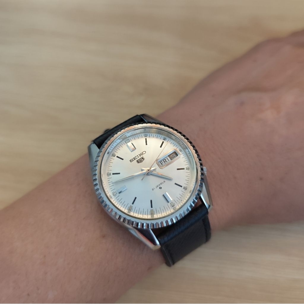 Đồng hồ nam Seiko 5, cơ automatic, size 37.