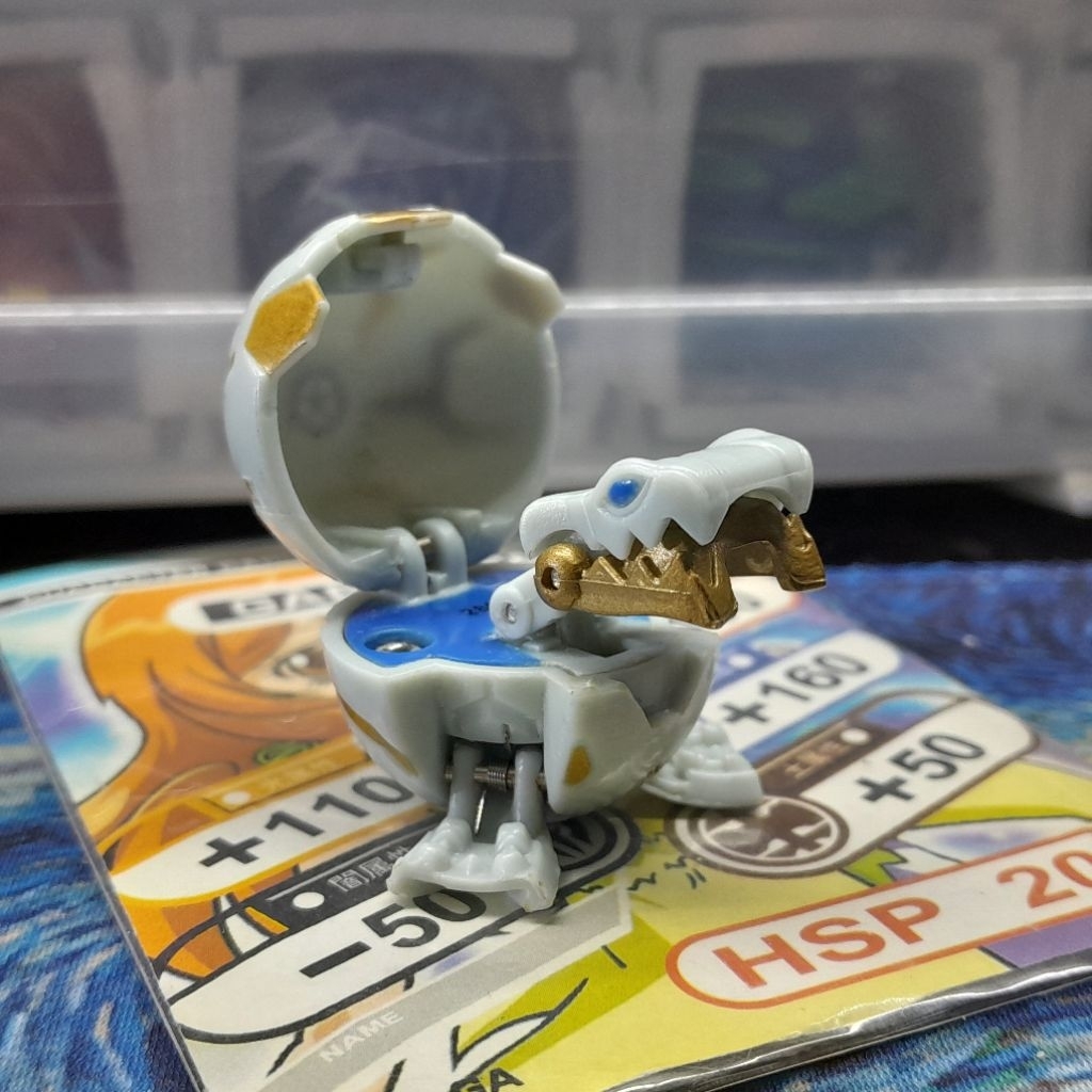 Juggonoid B1 - Mô hình Bakugan Battle Brawlers S1 (Chính hãng)