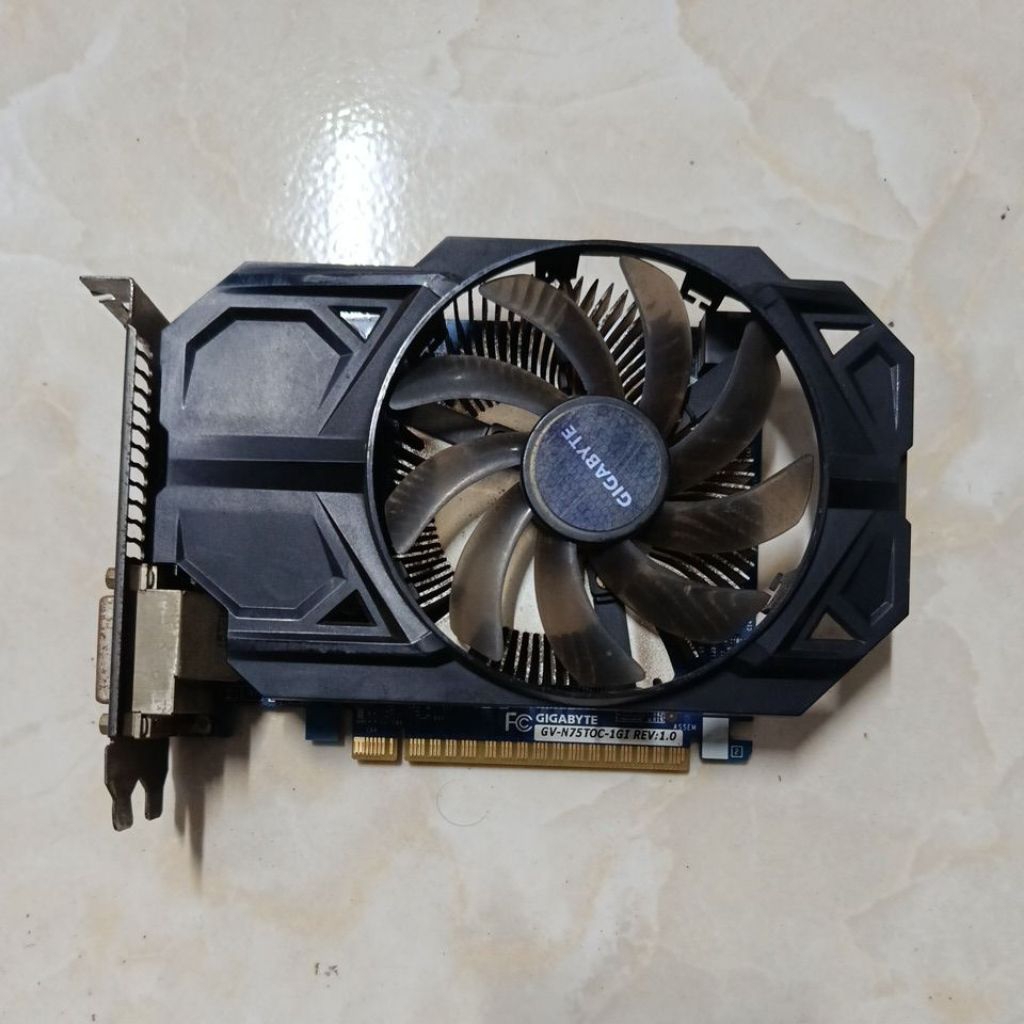 Card màn hình vga 750ti zin