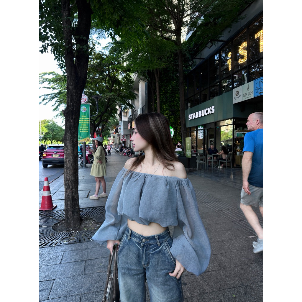 LIBEROSIS - Áo trễ vai tay phồng form bí croptop BUBBLES TOP (xuyên thấu phải dùng bra dán) | BigBuy360 - bigbuy360.vn