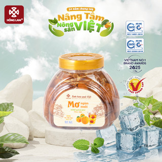 Nước mơ ngâm muối Hồng Lam, dạng hũ. Khi pha có vị chua, ngọt, mặn