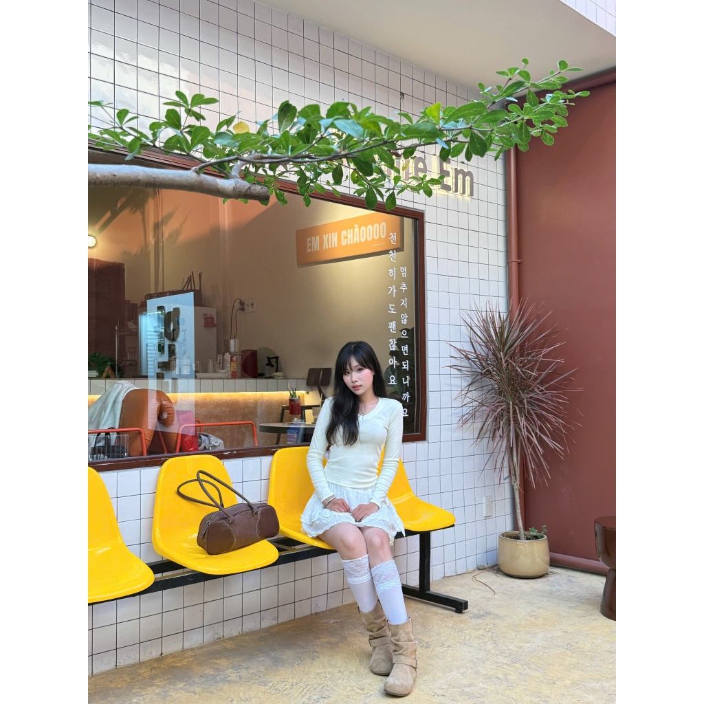 A29642 - Áo thun trơn tay dài cổ tim | BigBuy360 - bigbuy360.vn