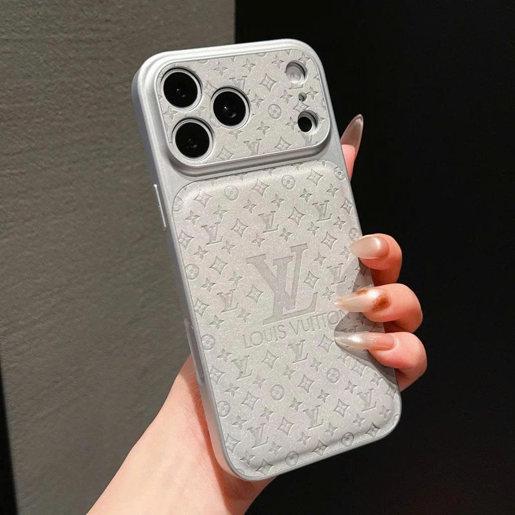 Ốp Lưng LV Thời Trang Cao Cấp Cho iPhone 17 Pro – Chống Sốc, Sang Trọng, Bảo Vệ Cụm Camera, Hàng Nhậ