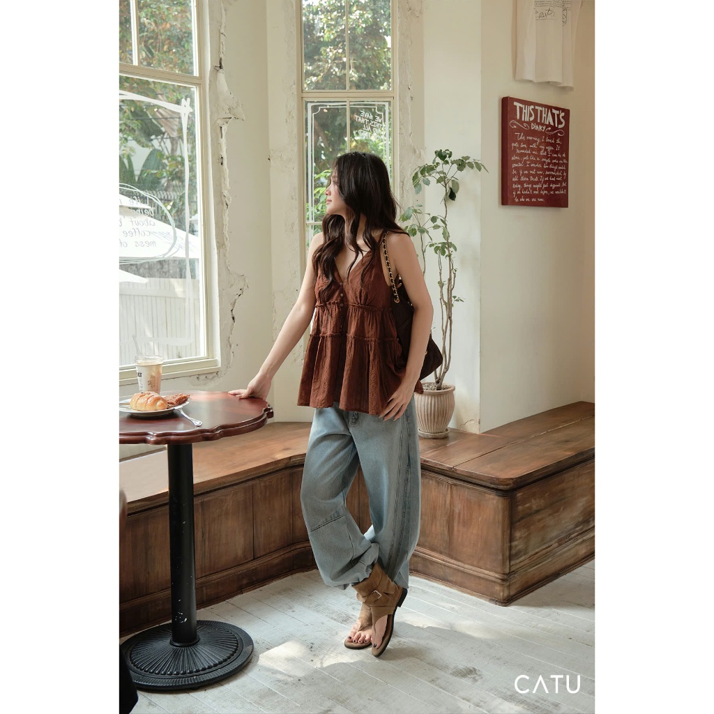 TUBYCATU Áo 2 Dây Cổ V Dáng Xòe Peplum Muffin Top | BigBuy360 - bigbuy360.vn