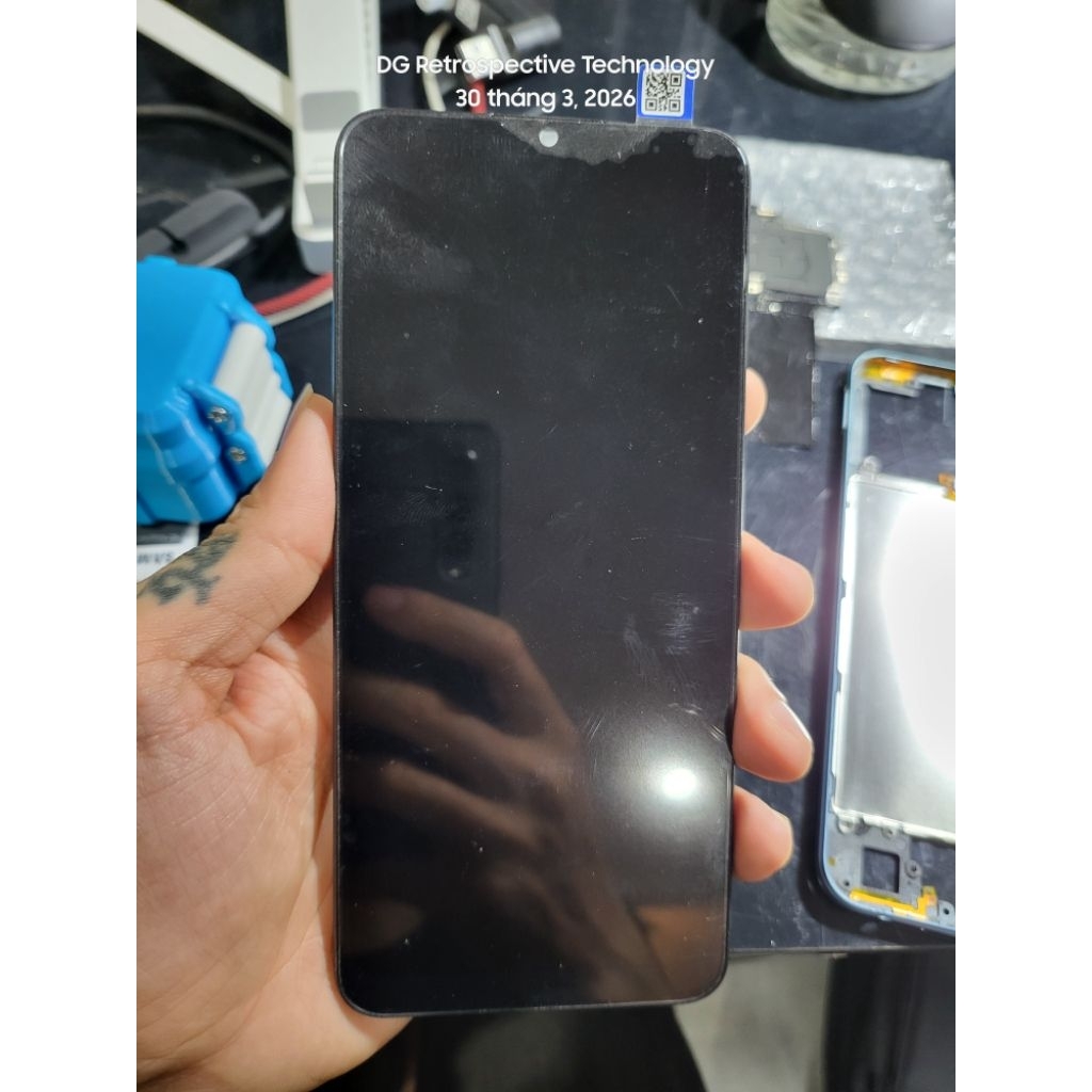 màn hình liền khung Vivo Y20