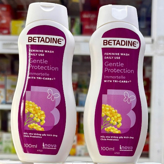 Dung dịch vệ sinh phụ nữ Betadine Gentle Protection chai 100ml và 250ml