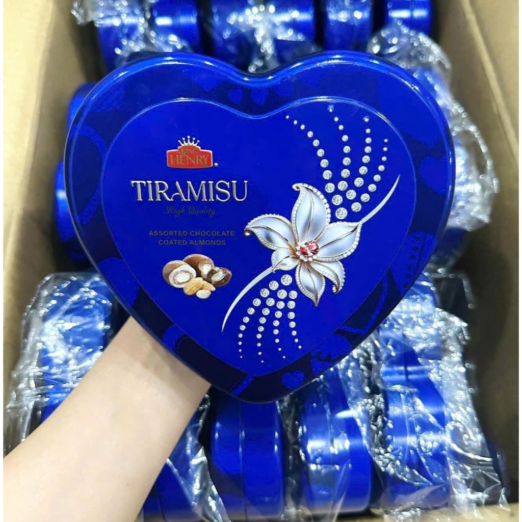 Combo 2 Hộp socola hạnh nhân King Henry Tiramisu hình trái tim 90gr (giao màu ngẫu nhiên) Combo 2 Hộ