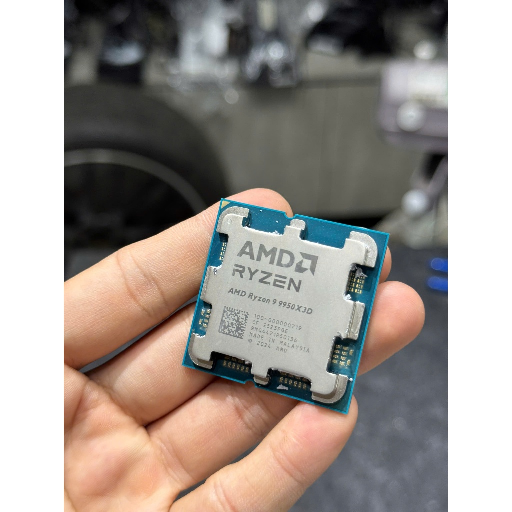 CPU AMD Ryzen 9 9950X3D tray 2ND BH 7/2028