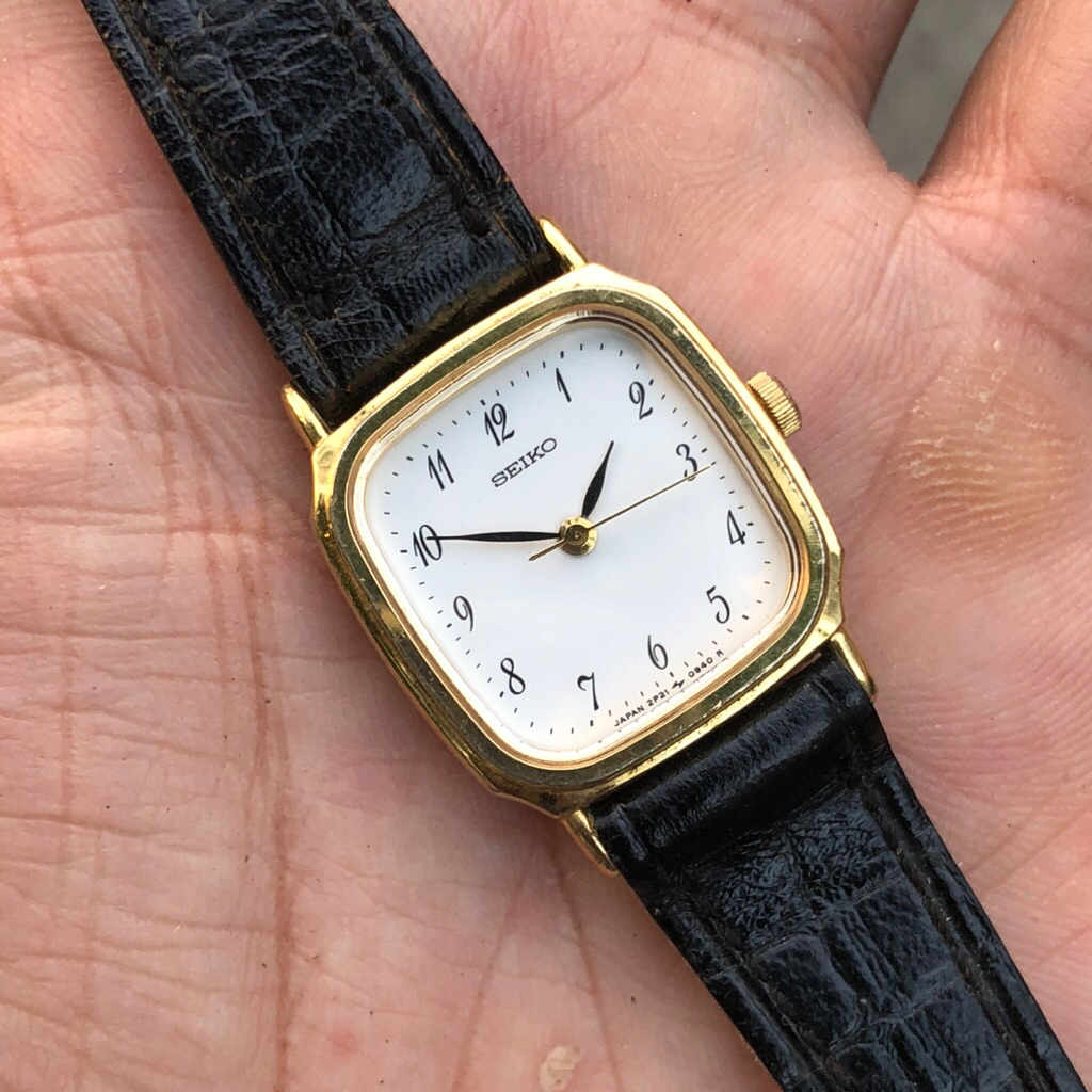 Đồng hồ Nữ Seiko tank mini form đep