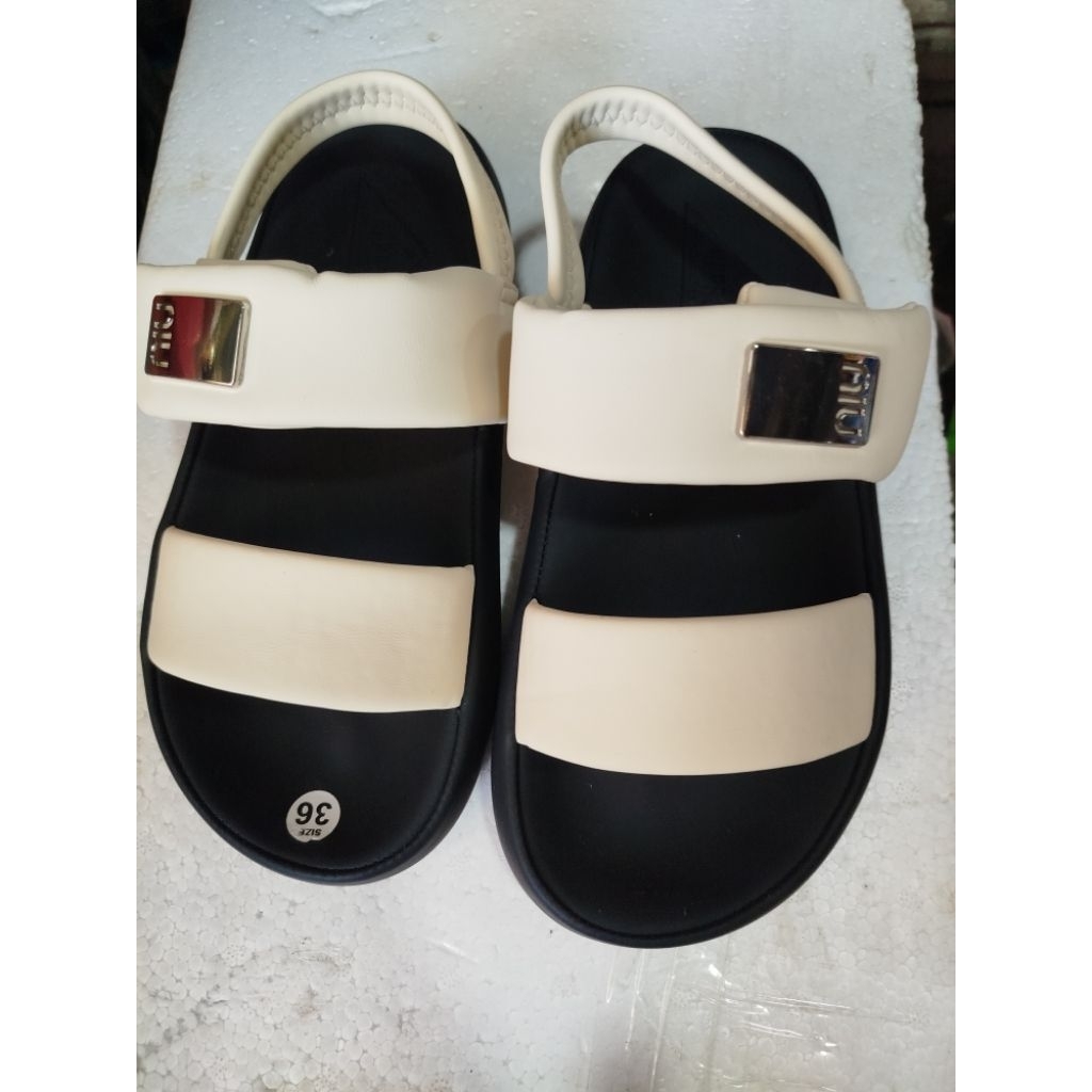 sandal nữ 3 phân đế bằng