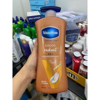 Sữa dưỡng thể dưỡng trắng da Vaseline 725ml