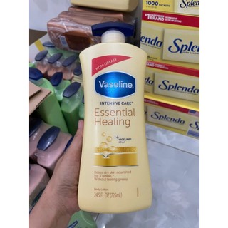 Sữa dưỡng thể dưỡng trắng da Vaseline 725ml