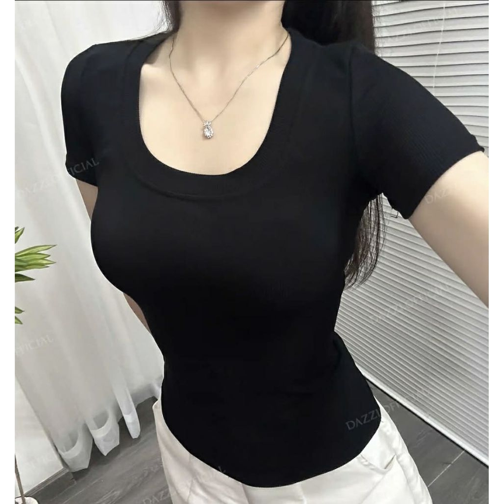 Áo Thun, áo phông  Cổ Vuông Ôm Body Tôn dáng, dễ phối đồ