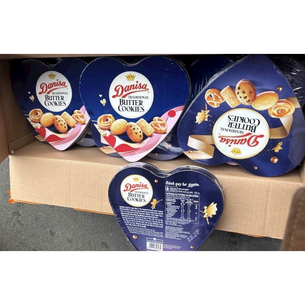 combo 10hộp bánh danisa trái tim 132g