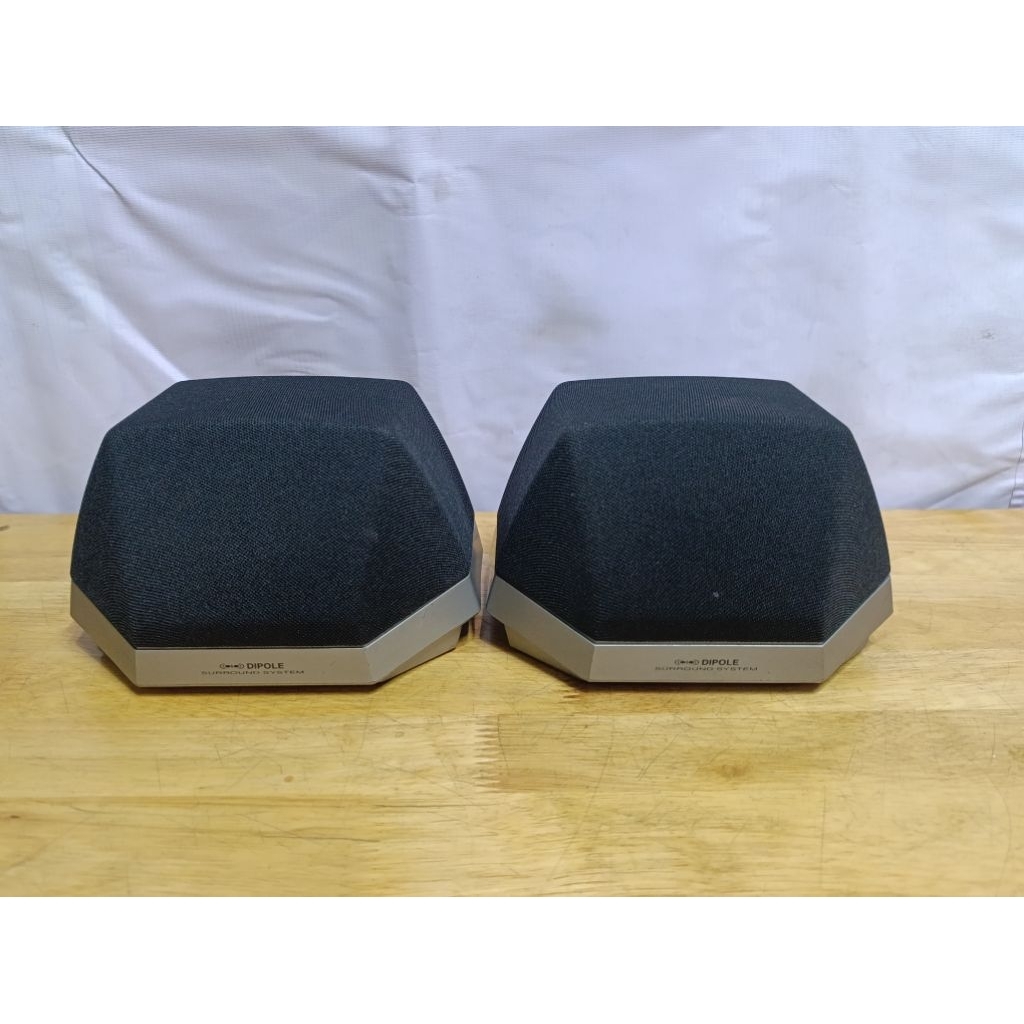 Loa vệ tinh Panasonic (loa con)